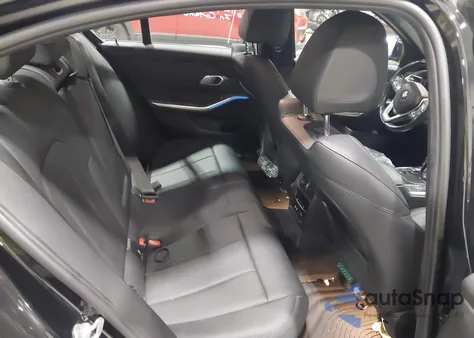 2020 BMW 3 Series 330I xDrive z USA, uszkodzony, nr VIN 3MW5R7J03L8B09370